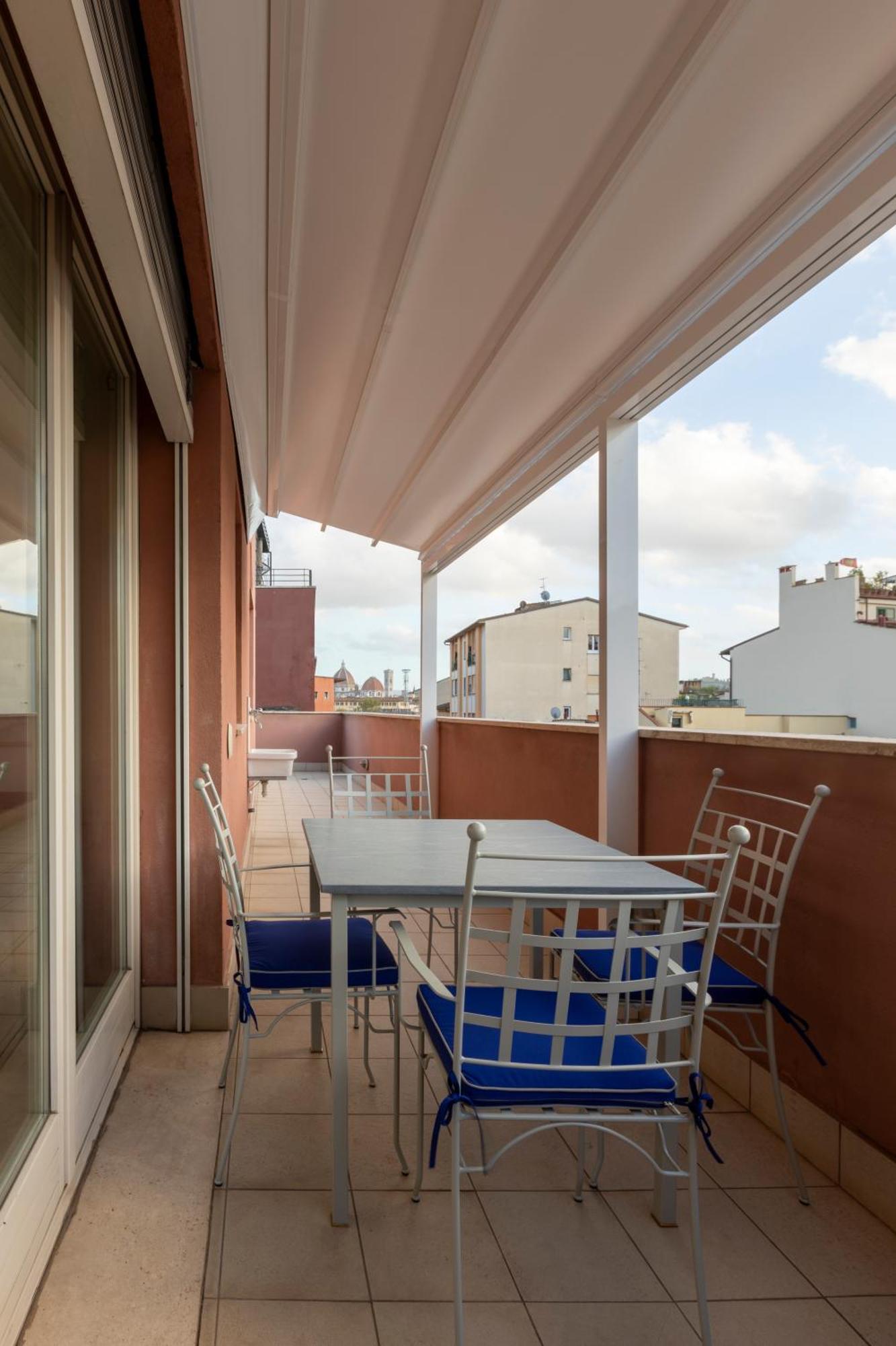 Appartamento Iris -Due Ampie Terrazze Vista Duomo Florence Exterior photo